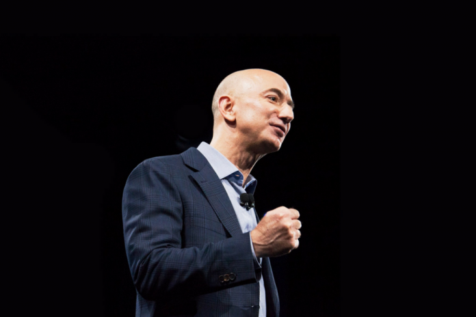 The 3 biggest secrets of the incredible success of Jeff Bezos.